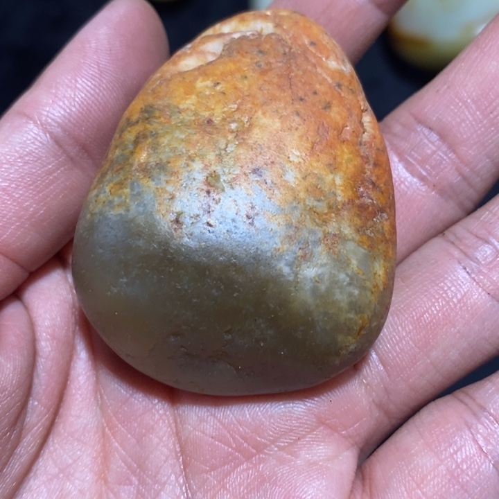 颈饰未镶嵌和田玉（糖玉）24