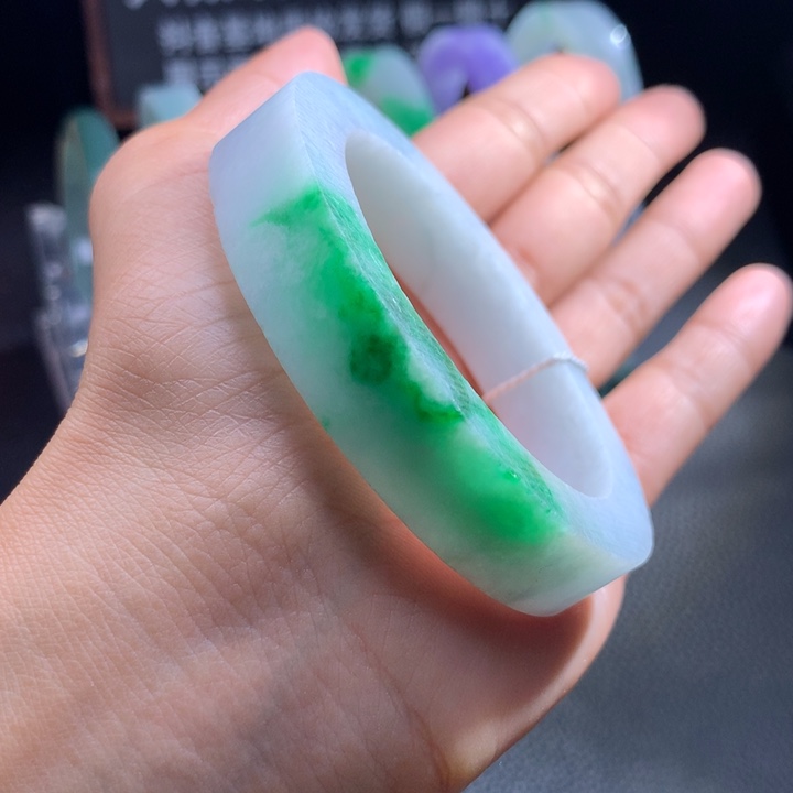 未镶嵌翡翠定制翡翠