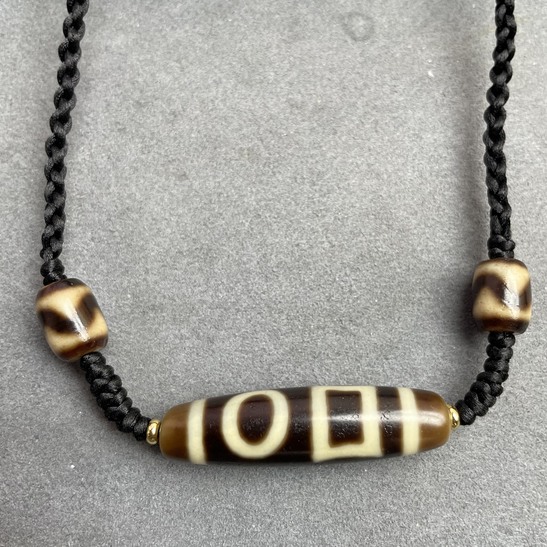 一款7A牙黄双天地锁骨链全品