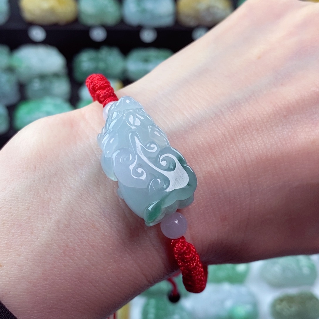 翡翠颈饰未镶嵌天然