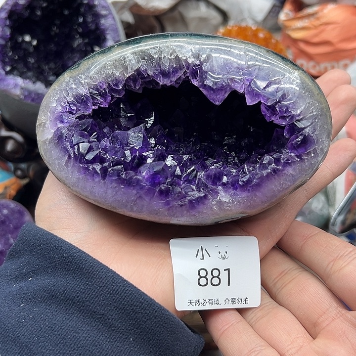 未镶嵌水晶大型摆件（非配饰）