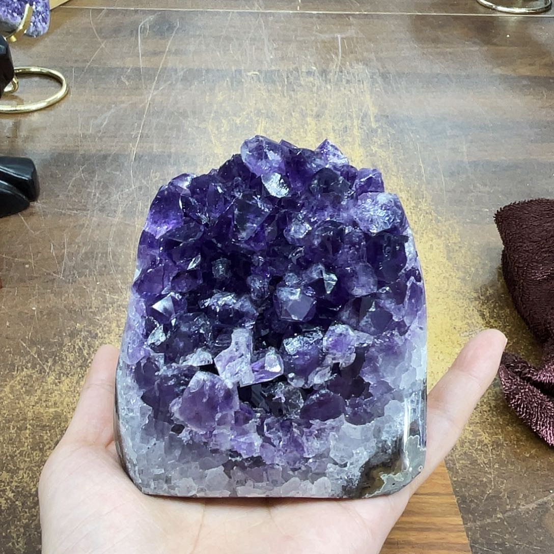 紫晶摆件未镶嵌晶体