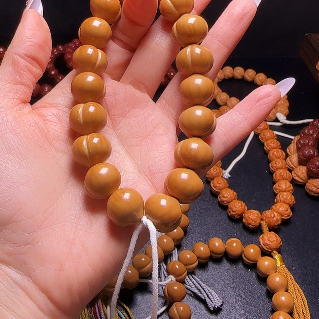 猴头核桃吊坠16➕屁桃手持素串