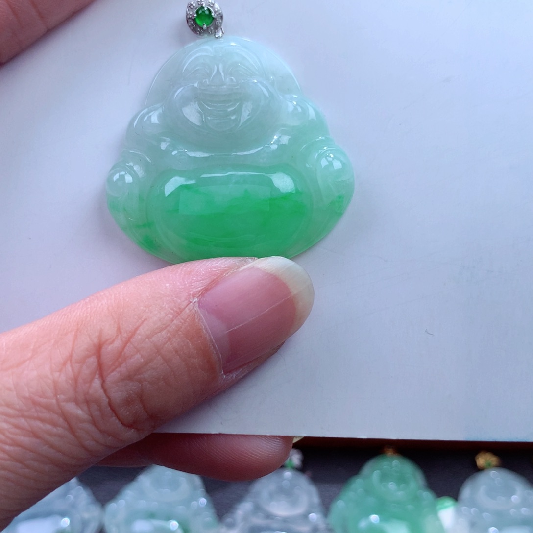 翡翠吊坠(不含链)18K金镶嵌