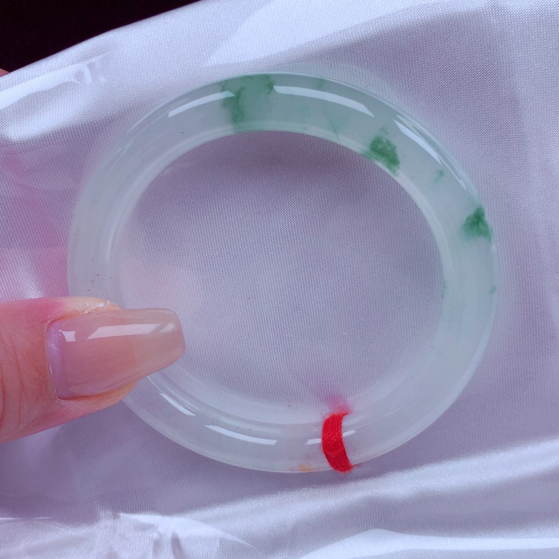 翡翠未镶嵌手镯手镯