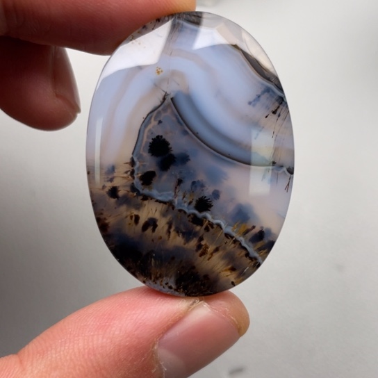 玛瑙/玉髓颈饰未镶嵌云*边