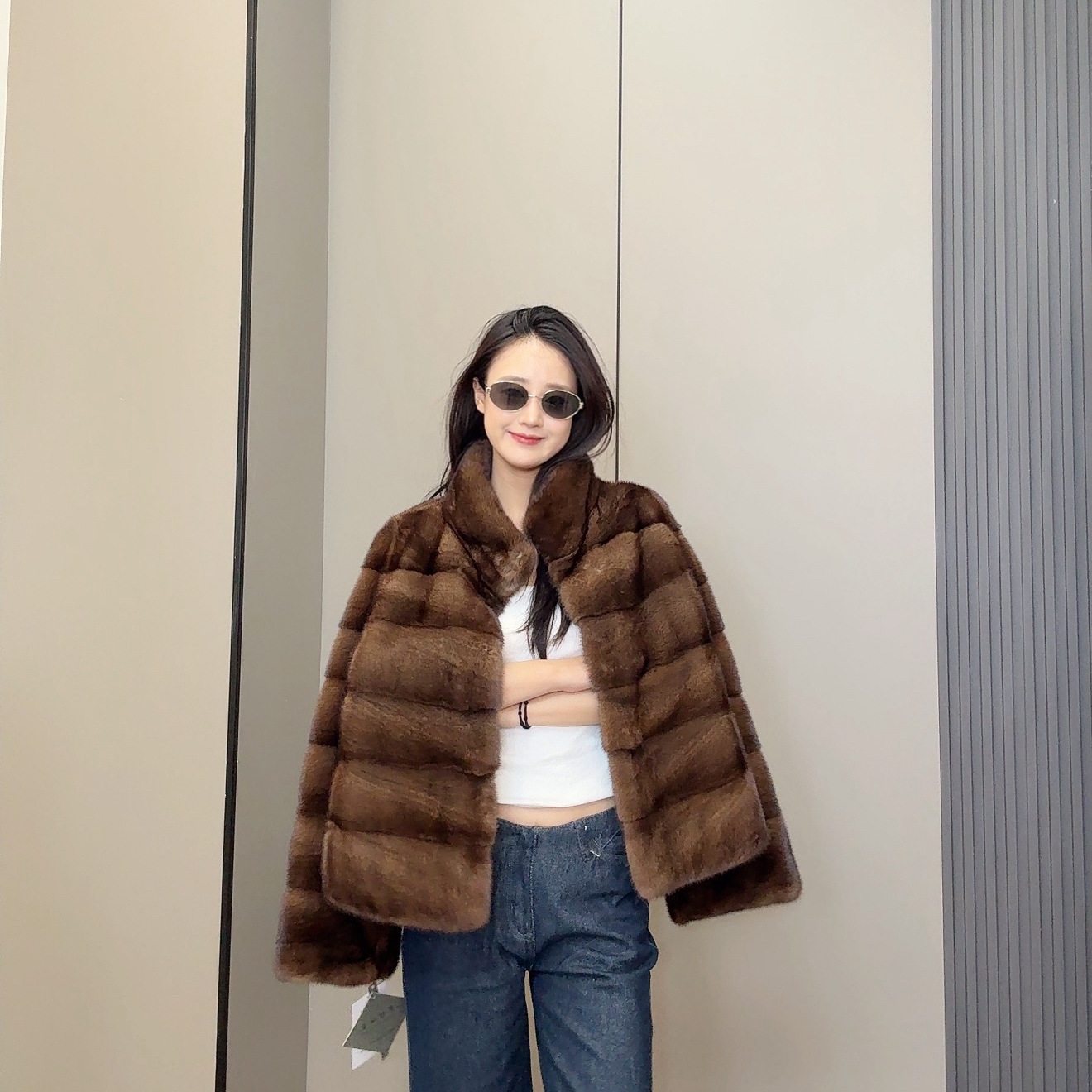 【BIng】“经典横排”工艺轻奢进口天鹅绒整皮水貂皮草女外套秋冬