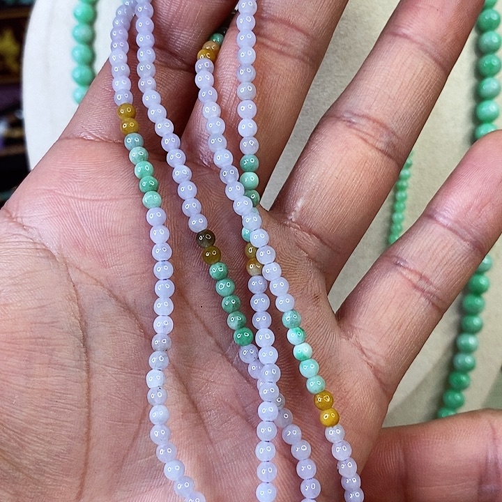 翡翠颈饰未镶嵌吊坠