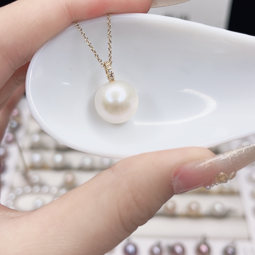 淡水珍珠吊坠(赠链)合金