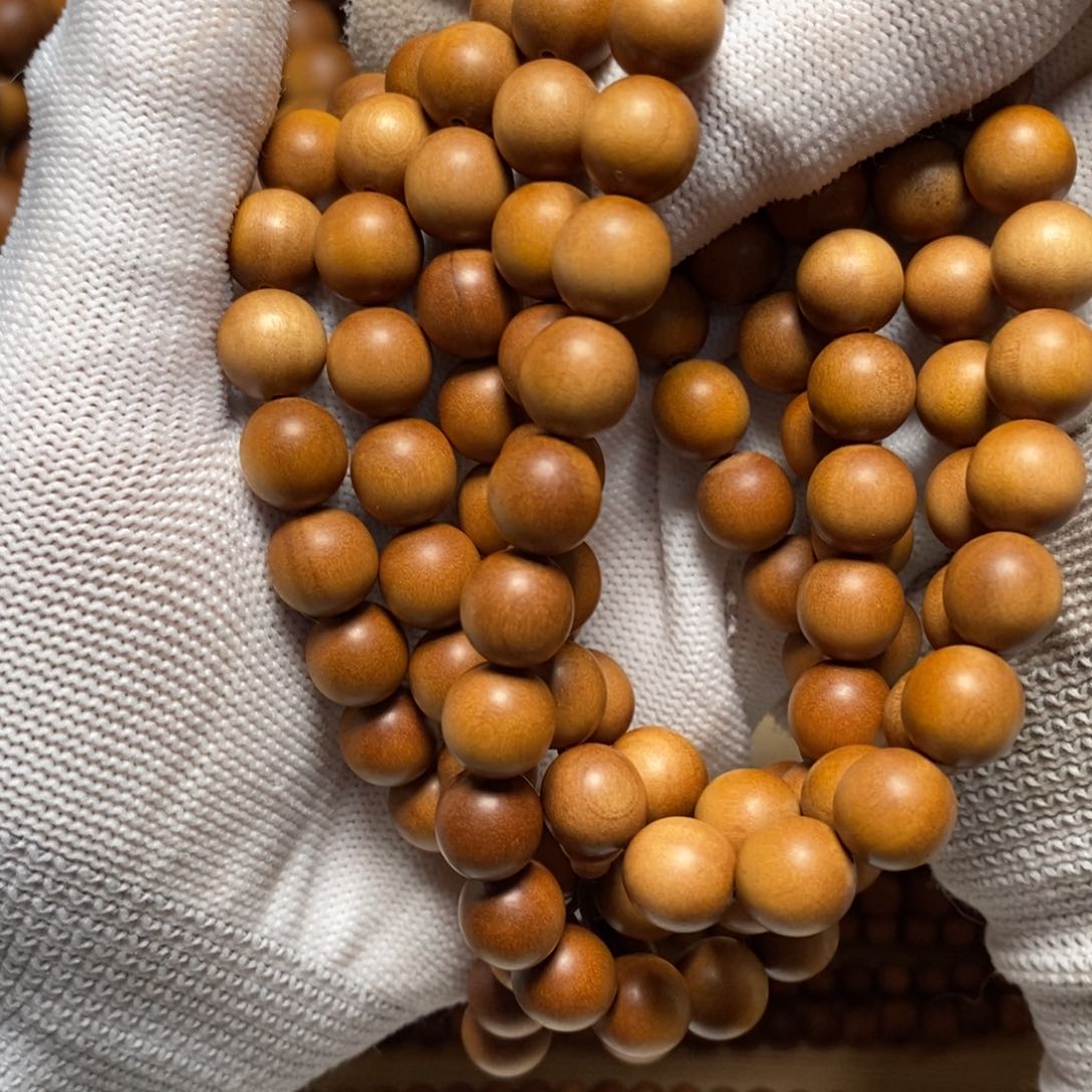 檀香木其他﹌****﹌10顺纹老山檀香