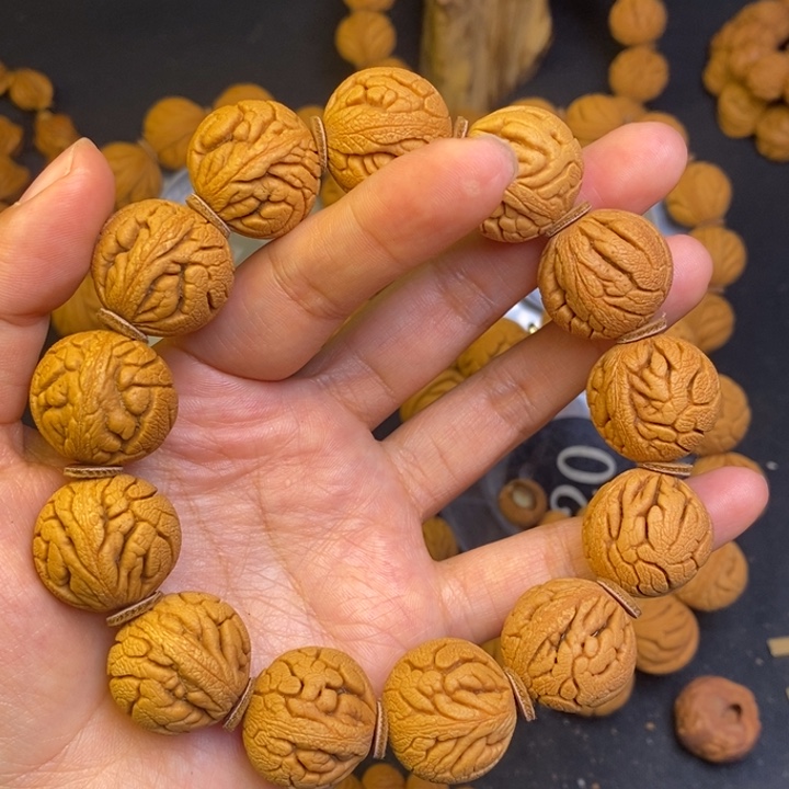 文玩核桃吊坠秦岭龙纹桃核22