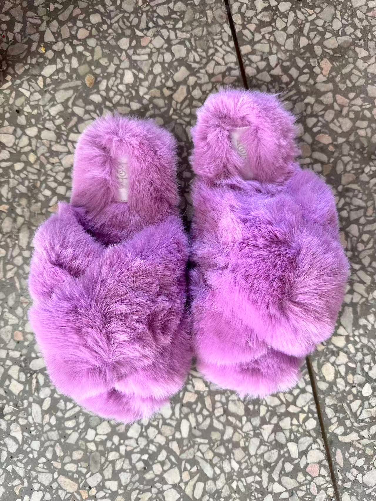 《兵哥外贸》3楼紫色兔兔毛交叉款拖鞋 发一双
