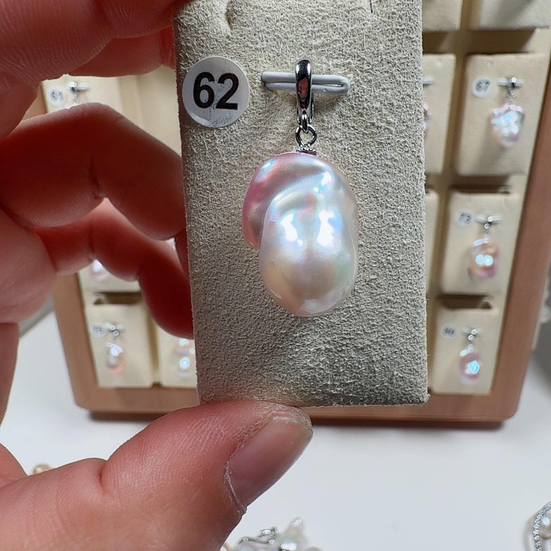 合金颈饰淡水珍珠