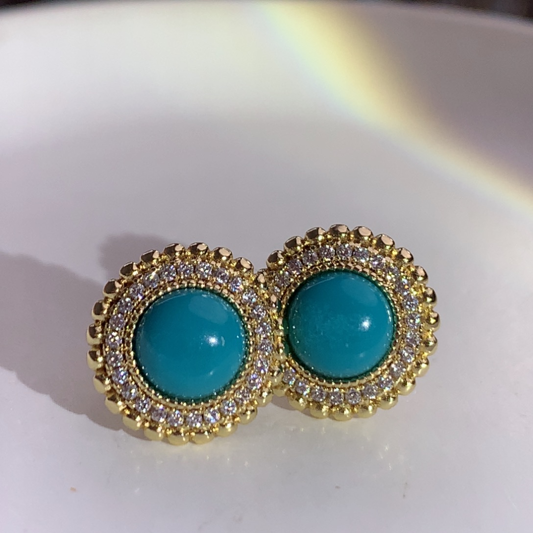 未镶嵌绿松石耳钉