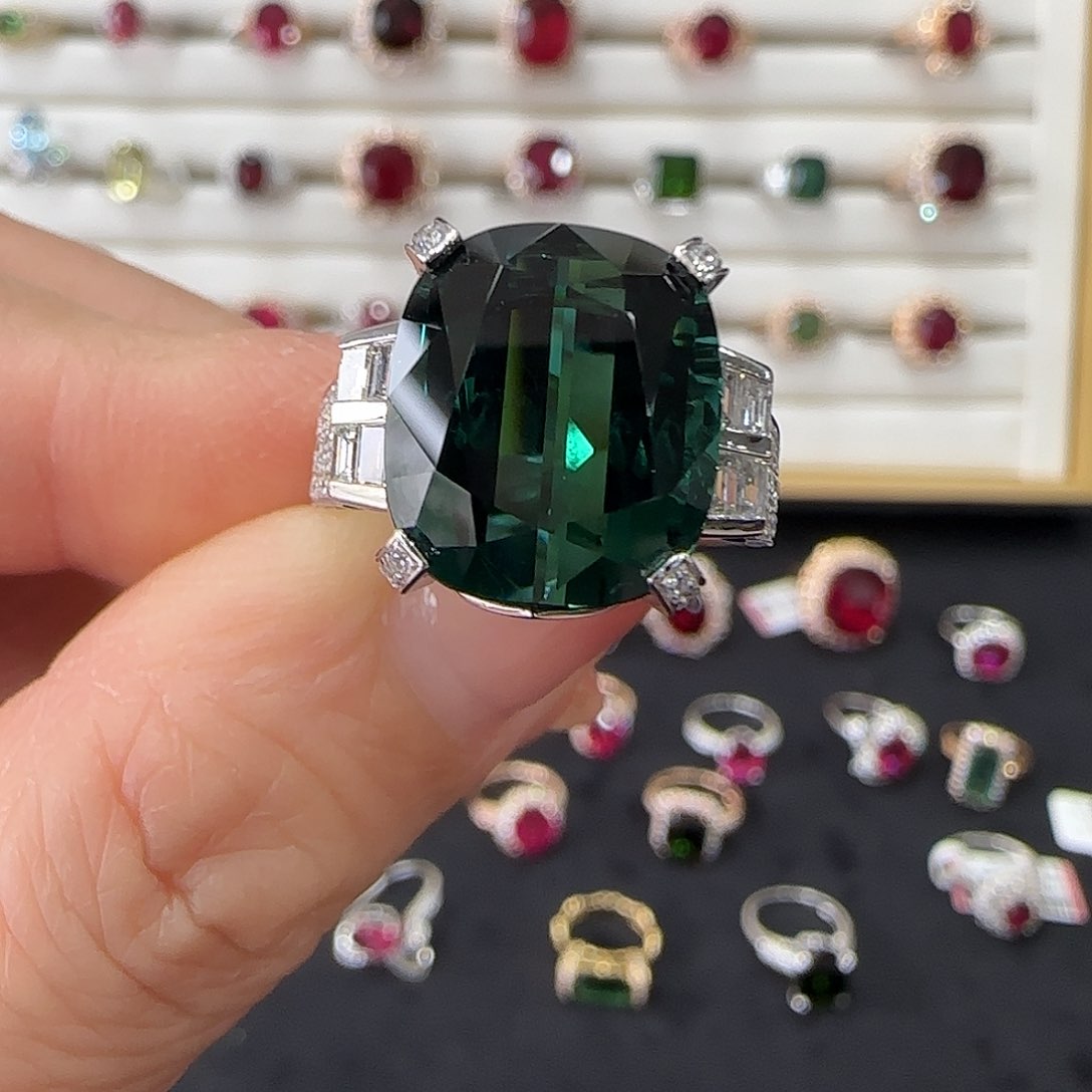 碧玺戒指18K金镶嵌10.36ct