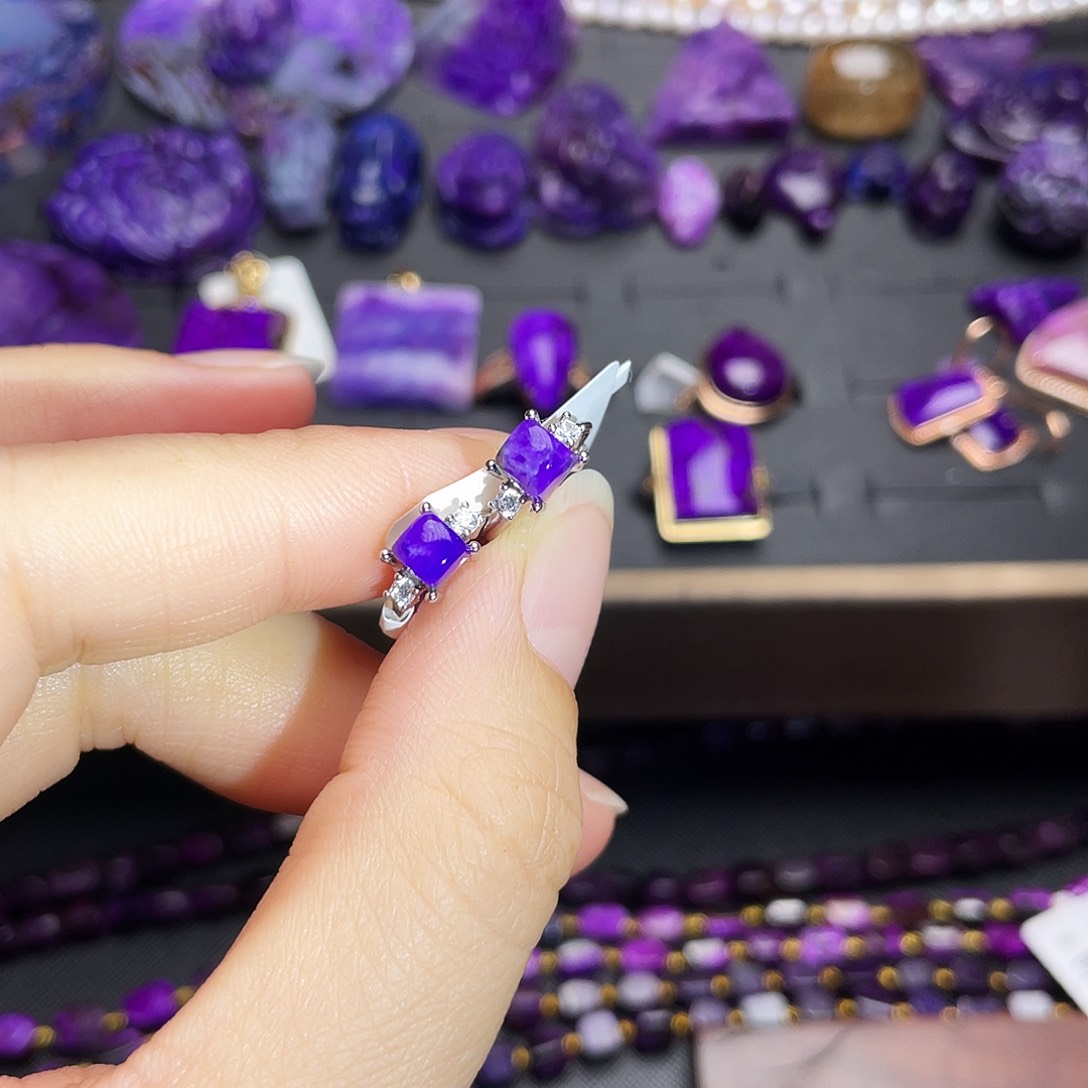 银S925镶嵌苏纪石（舒俱来）耳扣