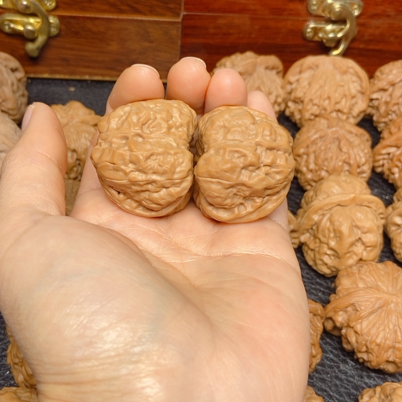 【闪购商品】吊坠文玩核桃山***峰蛙蛙38