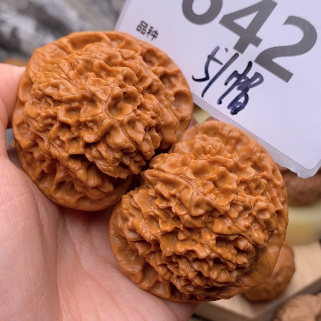文玩核桃把件642号51帽