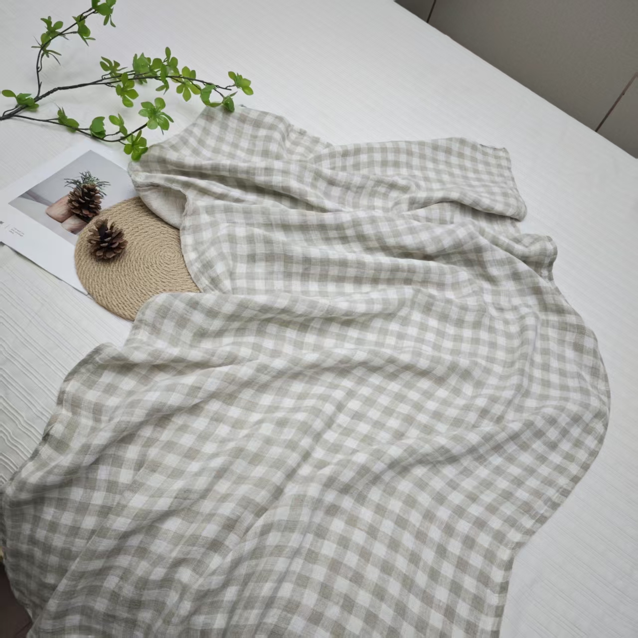 A332 格子雨露汉麻纱浴巾