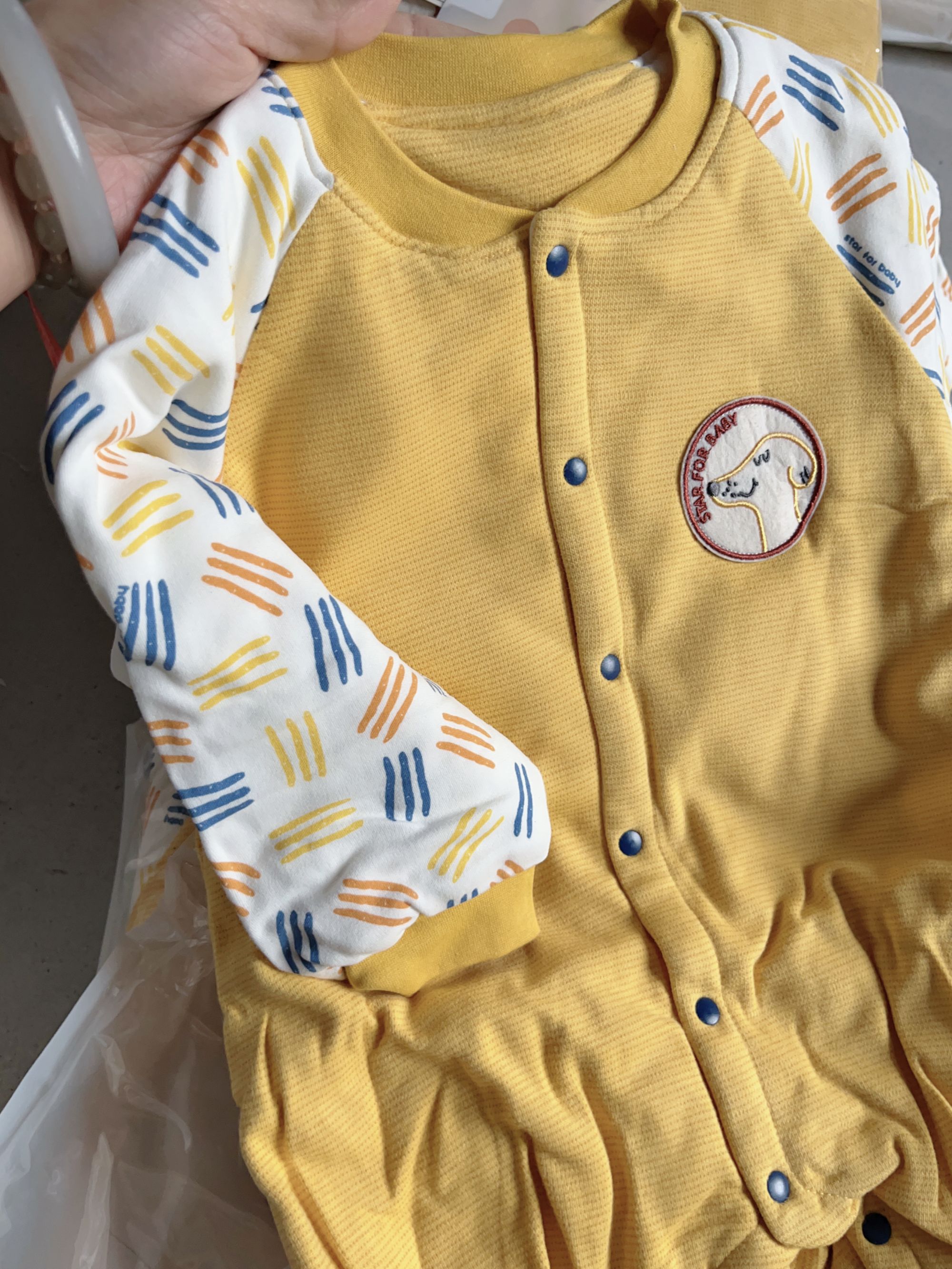 婴儿连体衣夹棉长袖