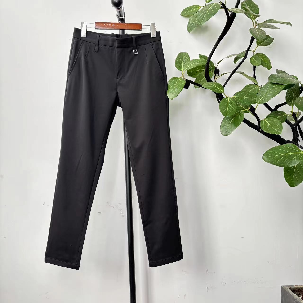 K-20 男士25年春季新款黑色小直筒休闲裤  32901