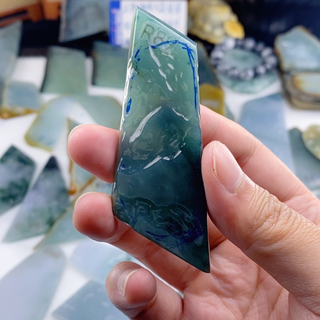 吃***尚定制翡翠未镶嵌翡翠包工包料