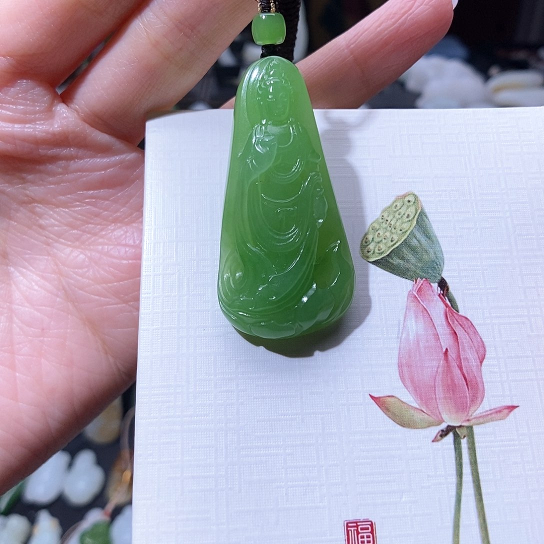 和田玉挂件未镶嵌K****。