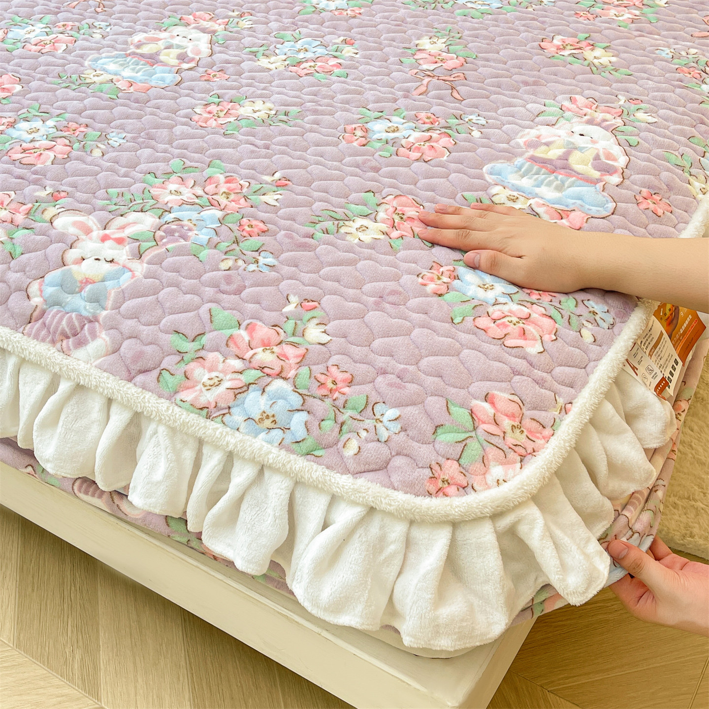韩式花边牛奶绒床笠亲肤冬季ins碎花珊瑚绒床罩加厚加绒床垫套