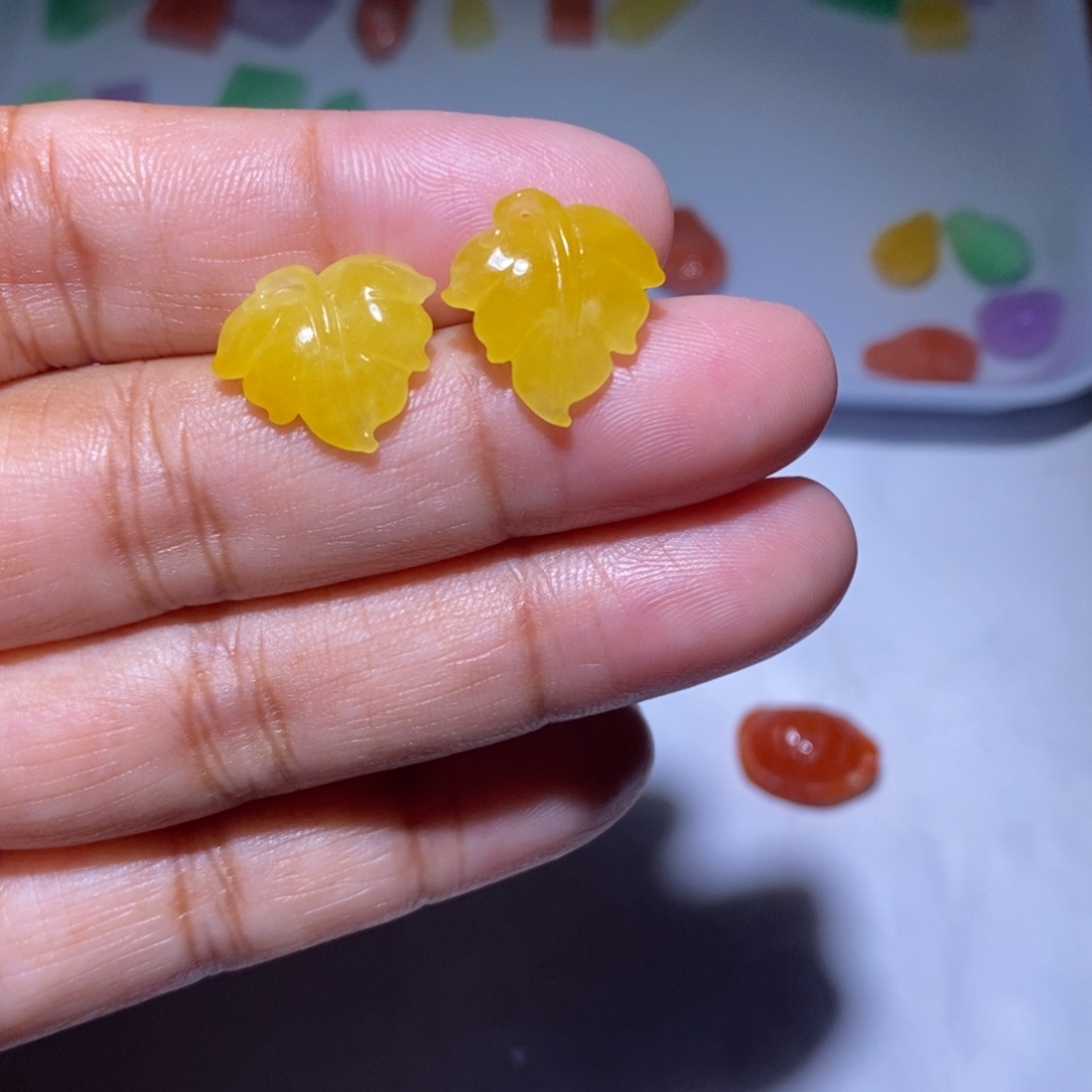 颈饰未镶嵌翡翠孙*素