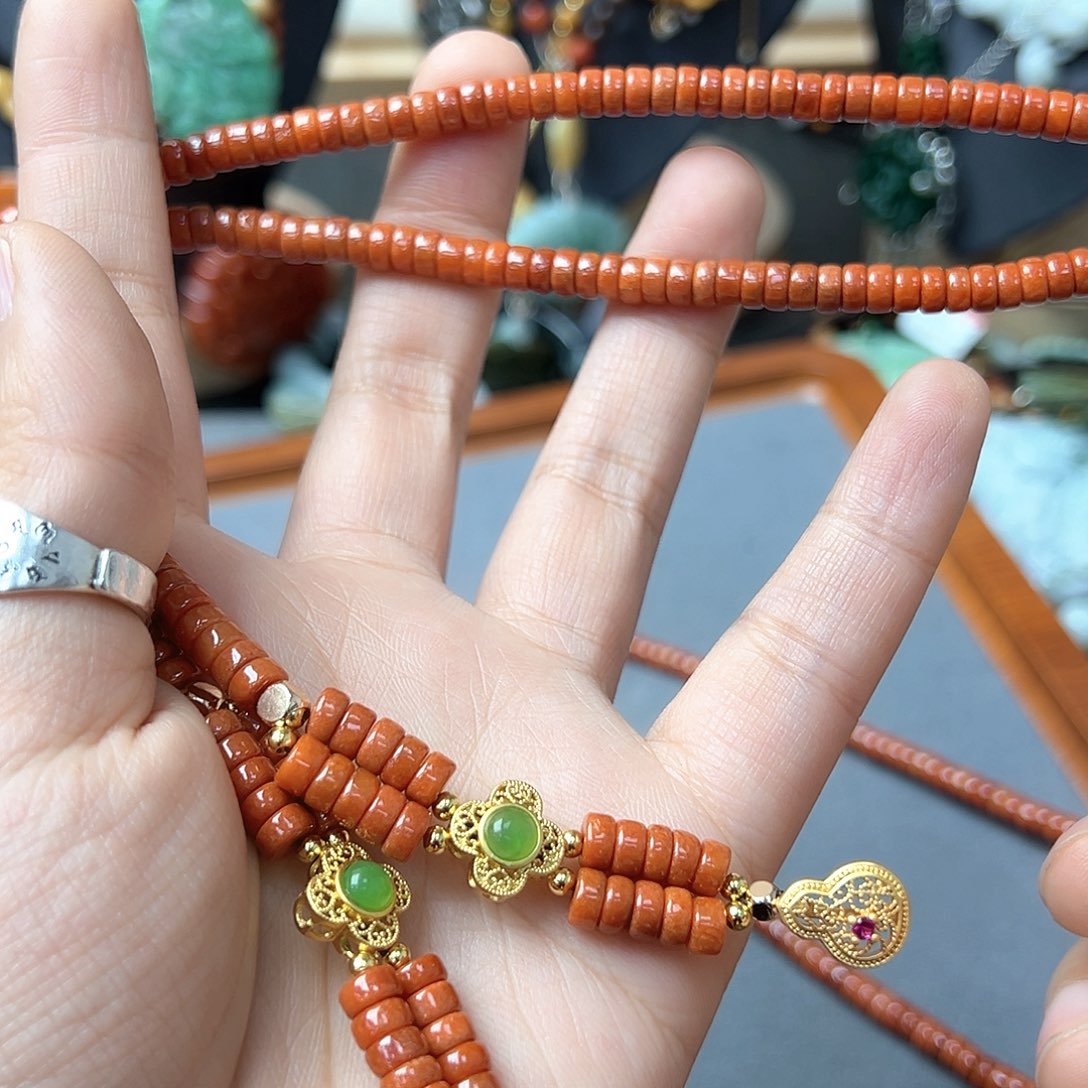 翡翠戒指未镶嵌魄*