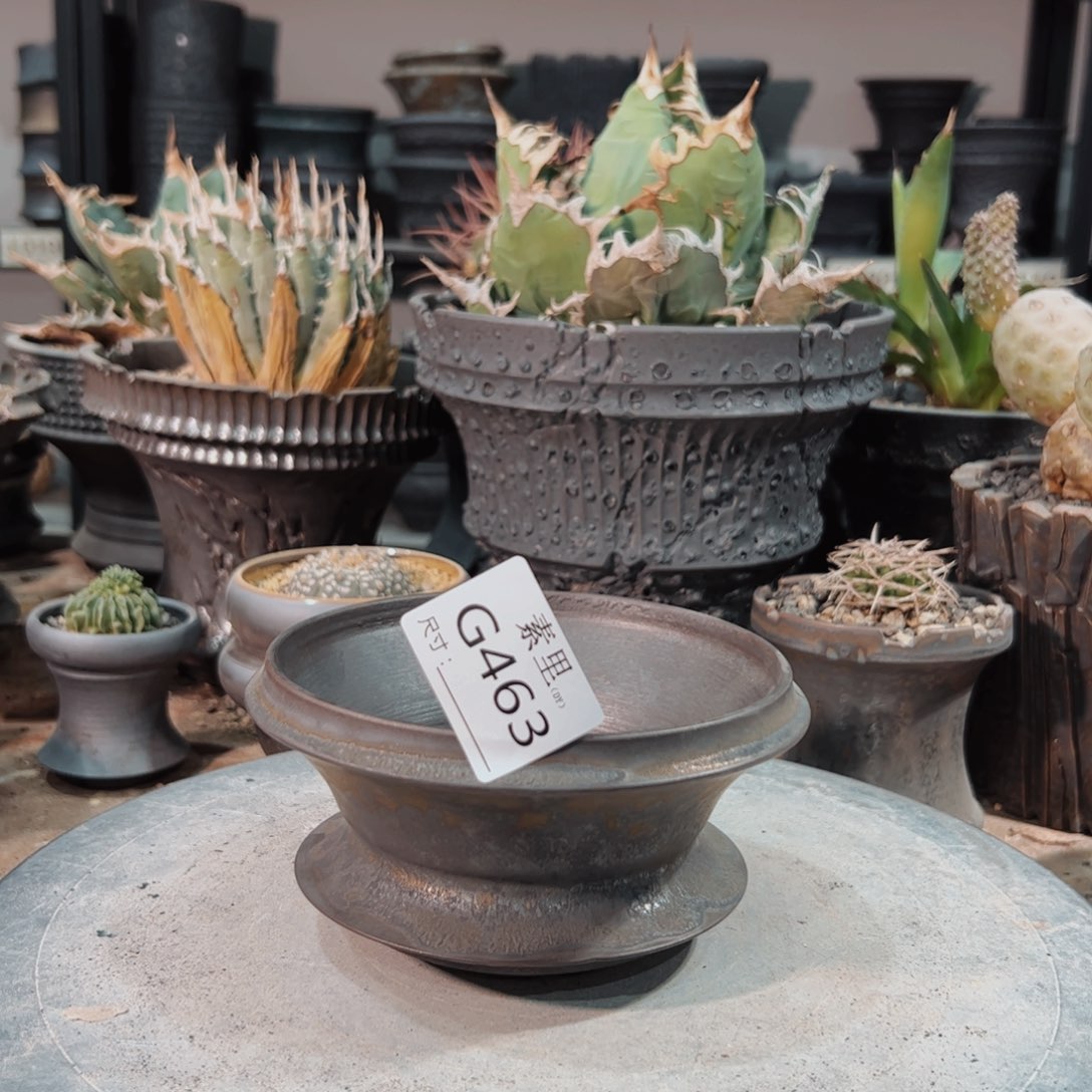 景德镇手工素里内面12.5高7瑕疵