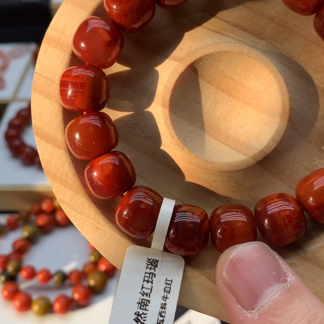 南红玛瑙手链未镶嵌