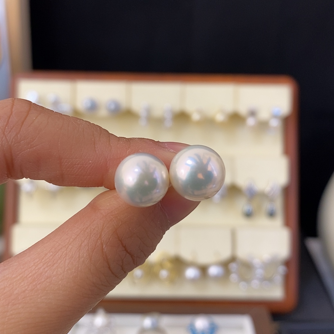 淡水珍珠银S925镶嵌耳饰