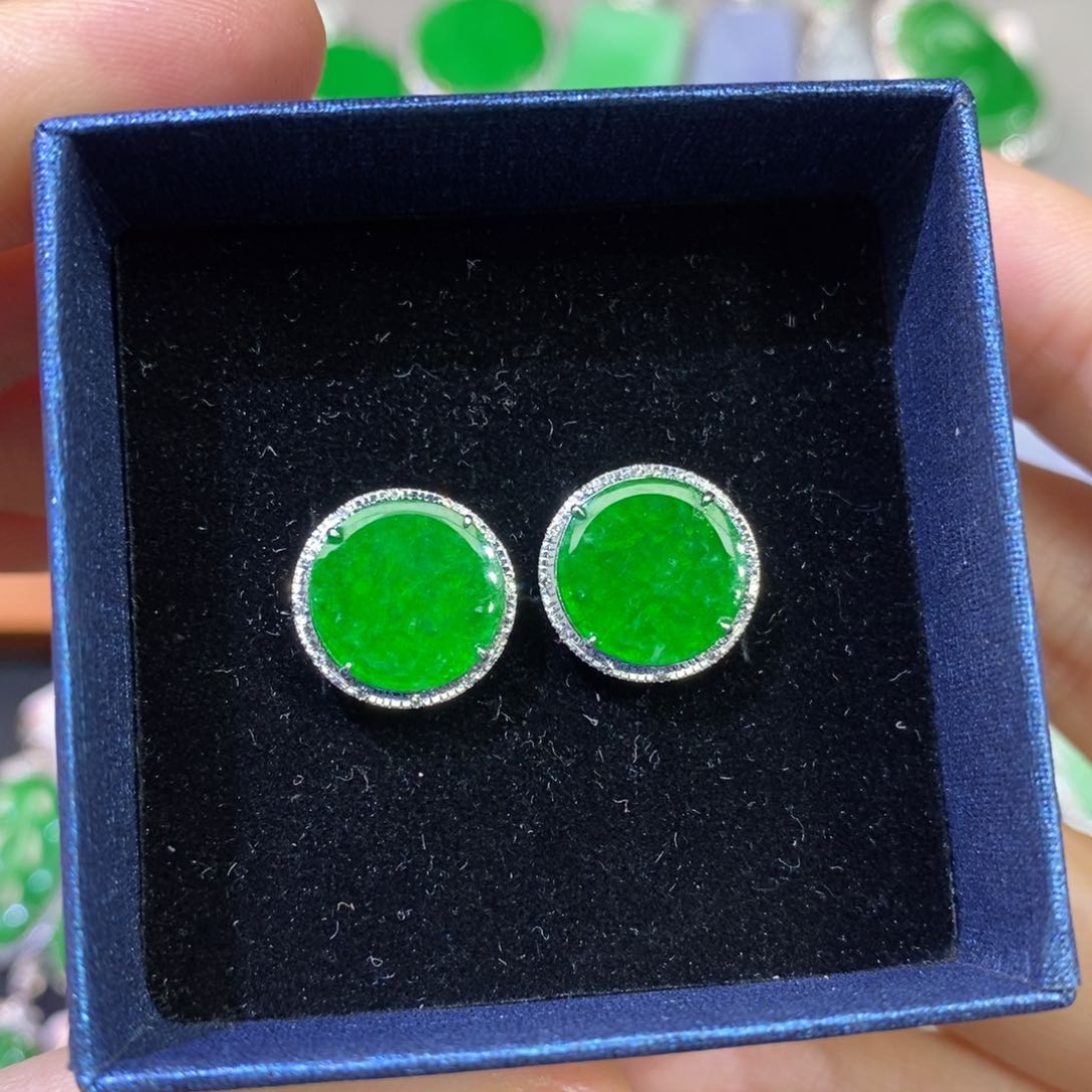 翡翠耳饰18K金镶嵌耳包