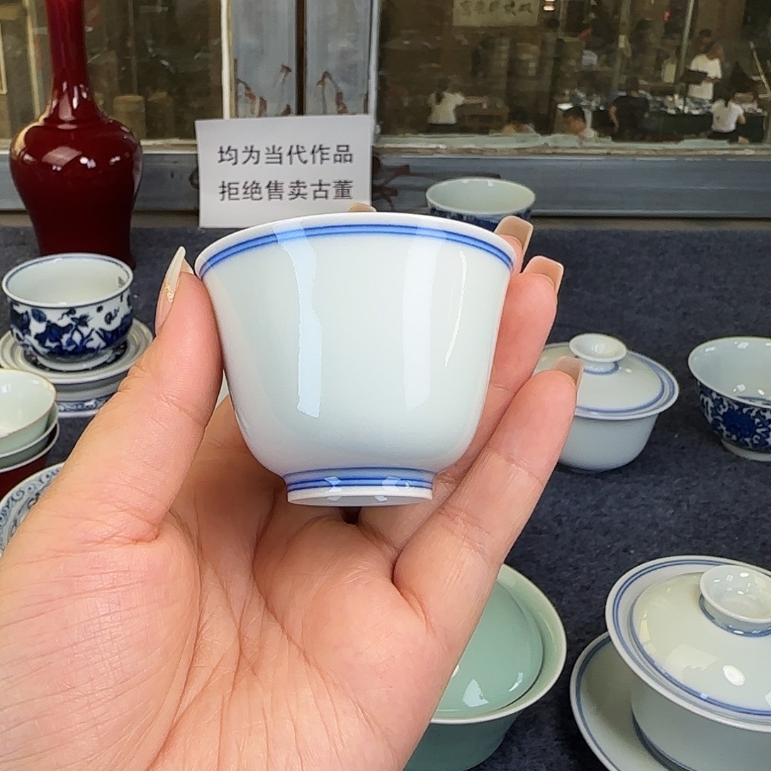 摆件空空空空空空空来咯来咯哦