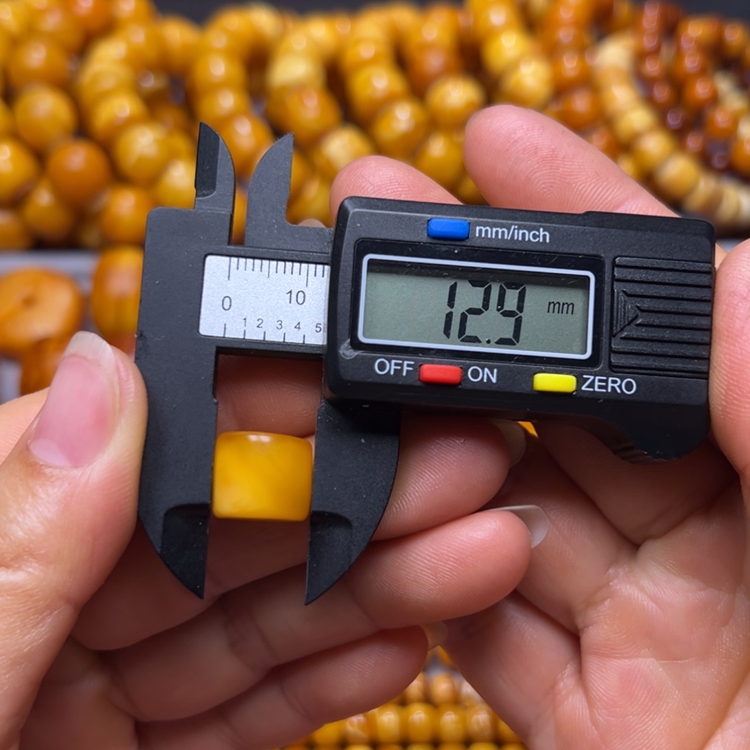 琥珀未镶嵌吊坠(不含链)