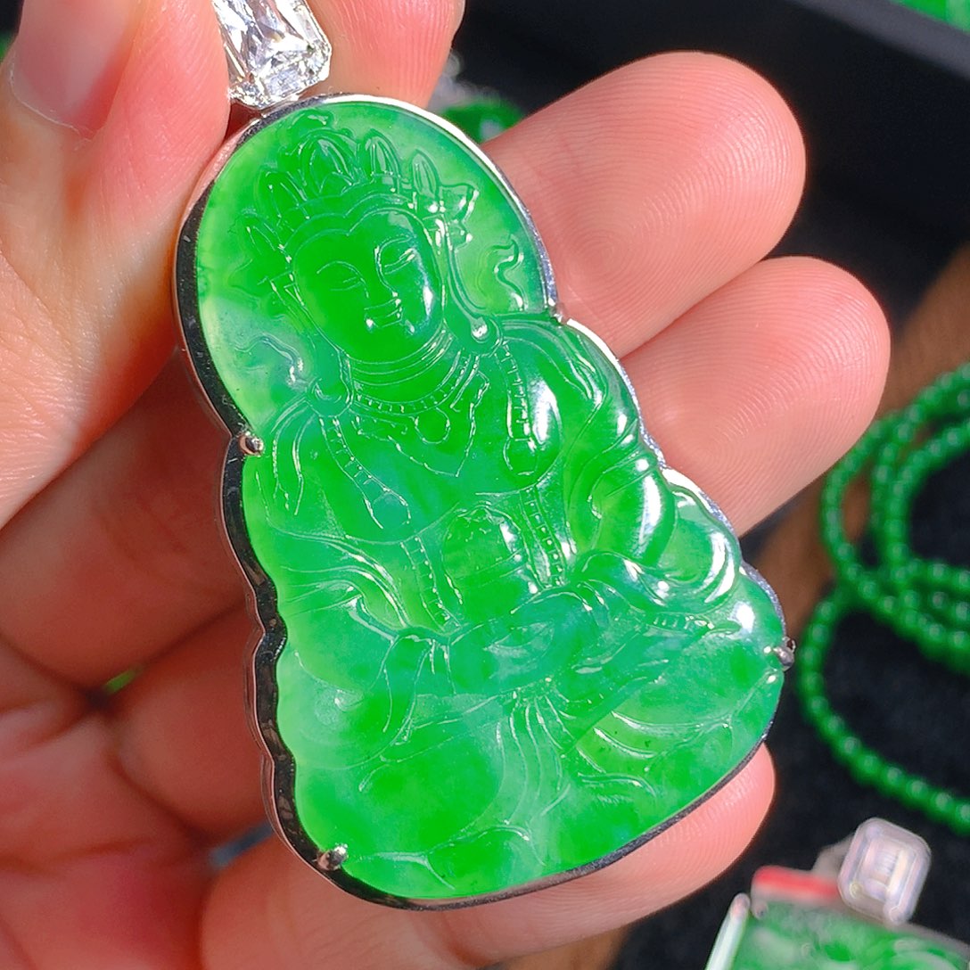 翡翠吊坠(不含链)未镶嵌