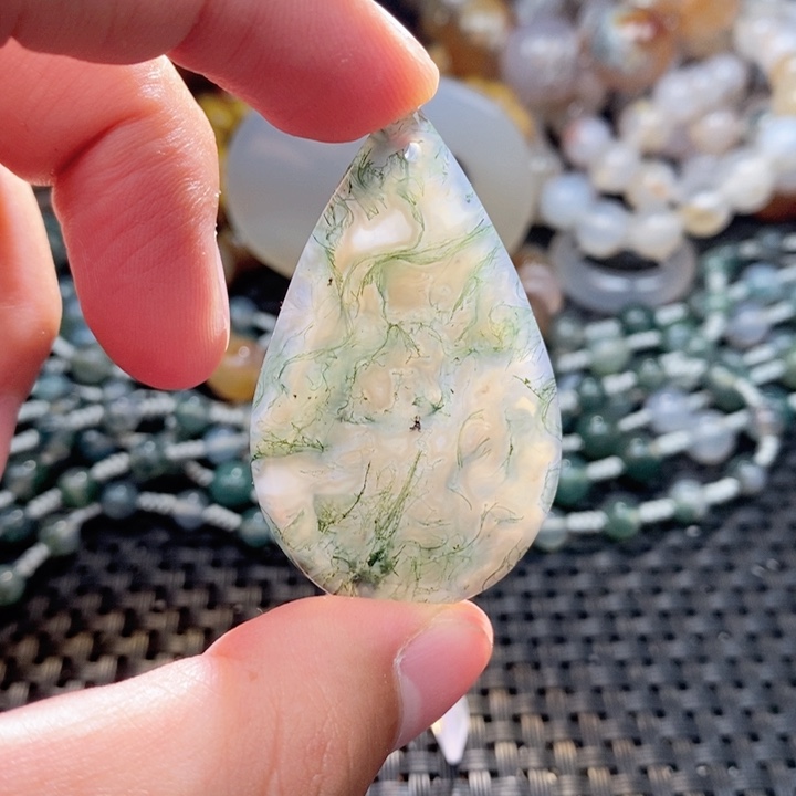 【闪购商品】玛瑙/玉髓颈饰合金充****）