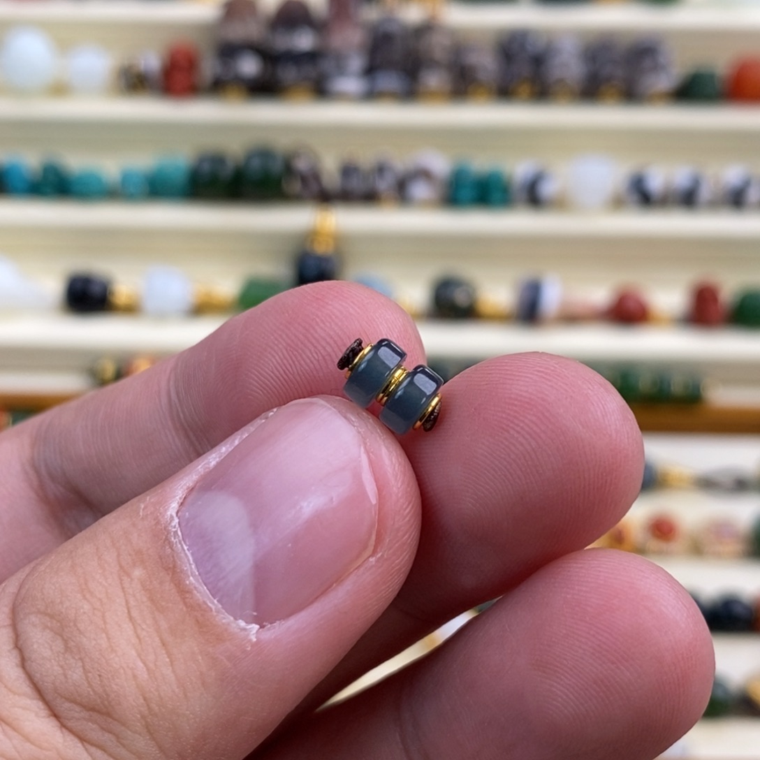 翡翠颈饰18K金镶嵌隔珠