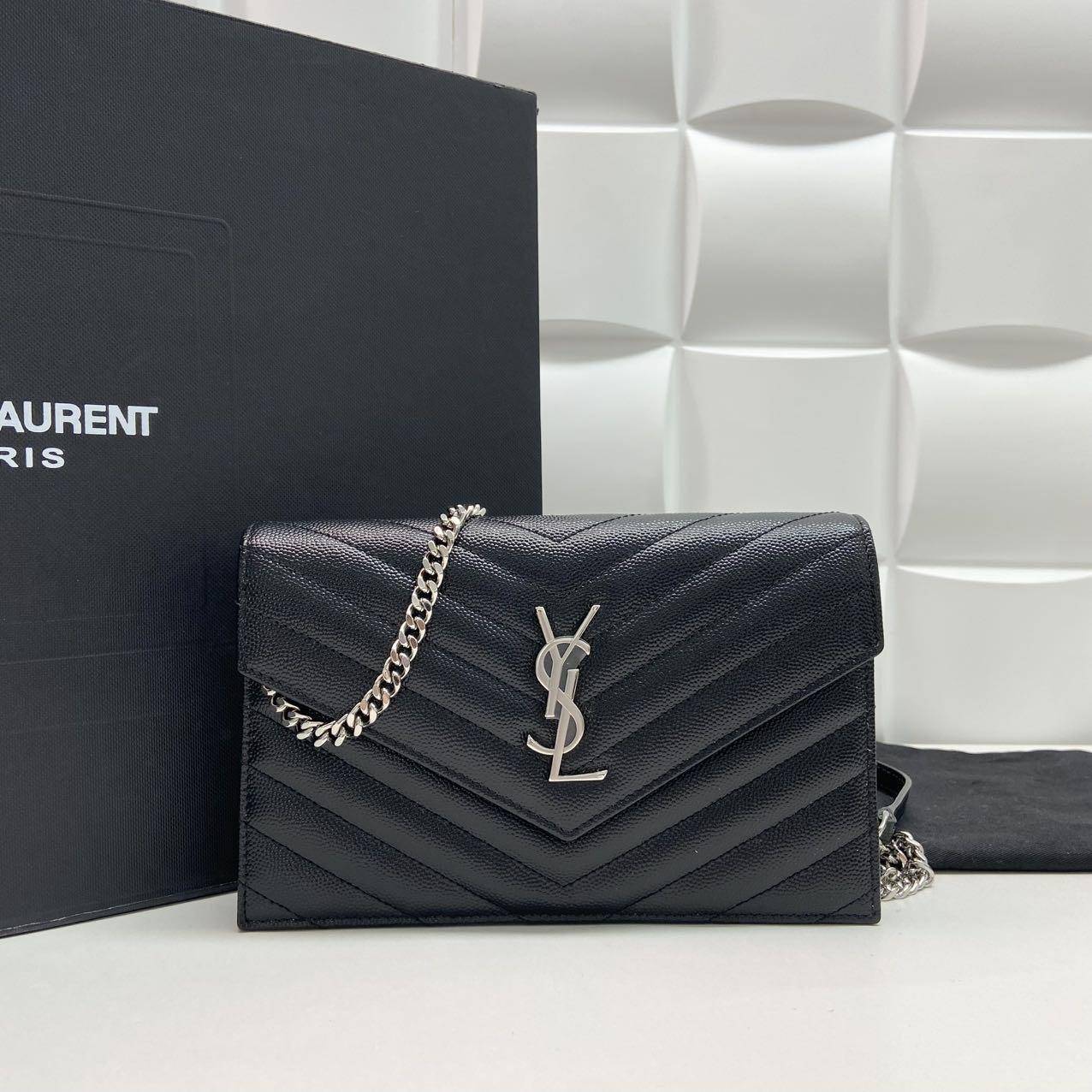 胖虎佳佳/圣罗兰/95新/公价0/箱包/斜挎包/312507180011