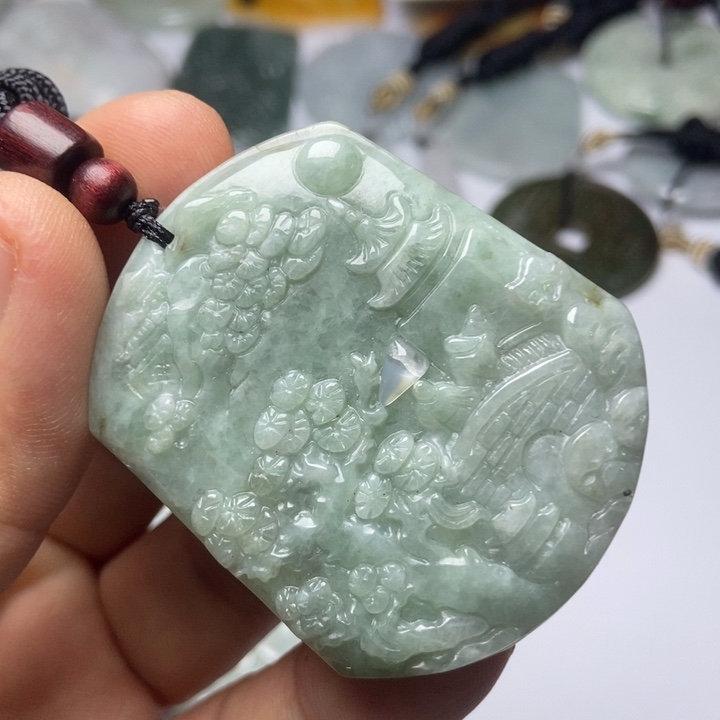 翡翠未镶嵌颈饰翡翠