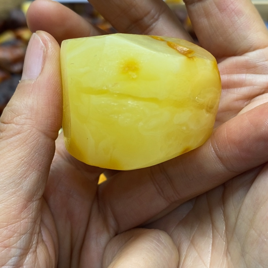 唐***定制琥珀定制蜜蜡未镶嵌传世琥珀蜜蜡定制