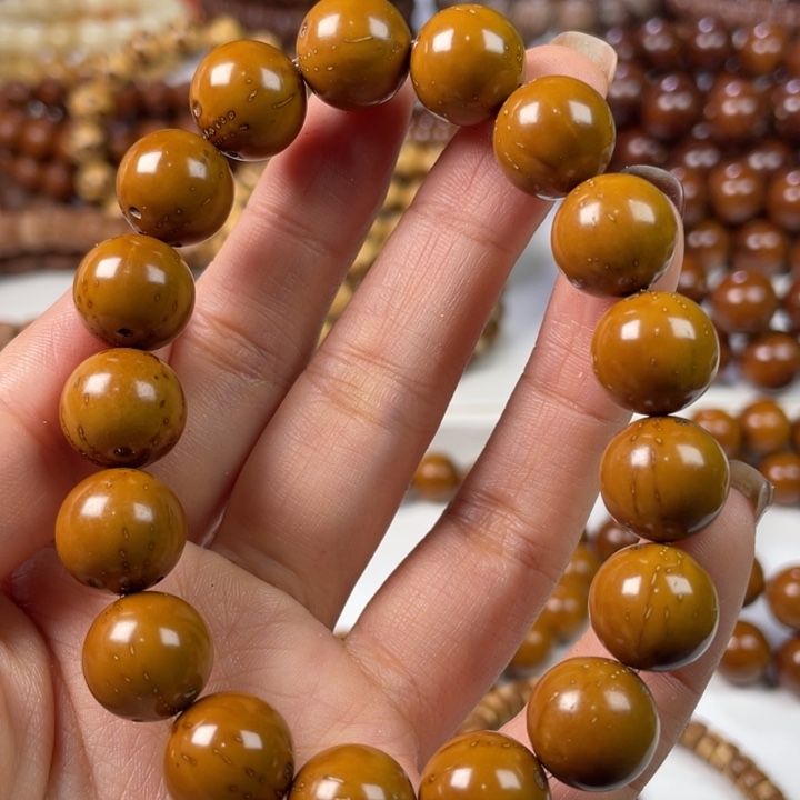 紫金鼠手串12.7尺寸紫金鼠光珠