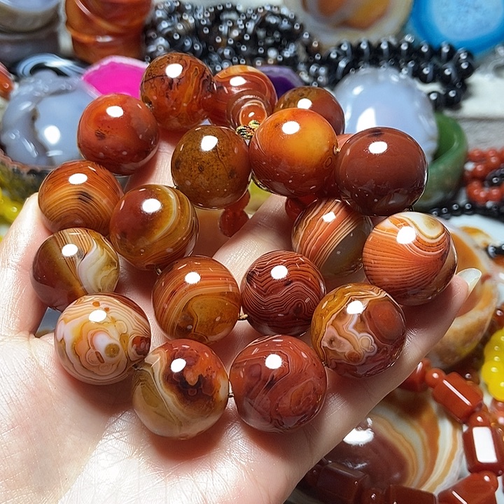 凡***一玛瑙/玉髓未镶嵌珠宝奇石