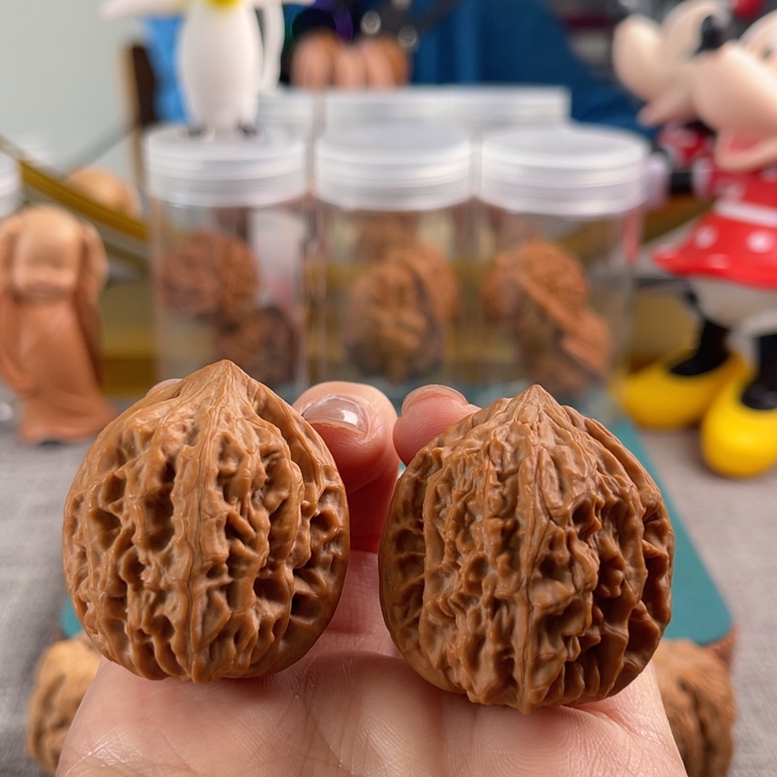 文玩核桃吊坠37鸡心全品