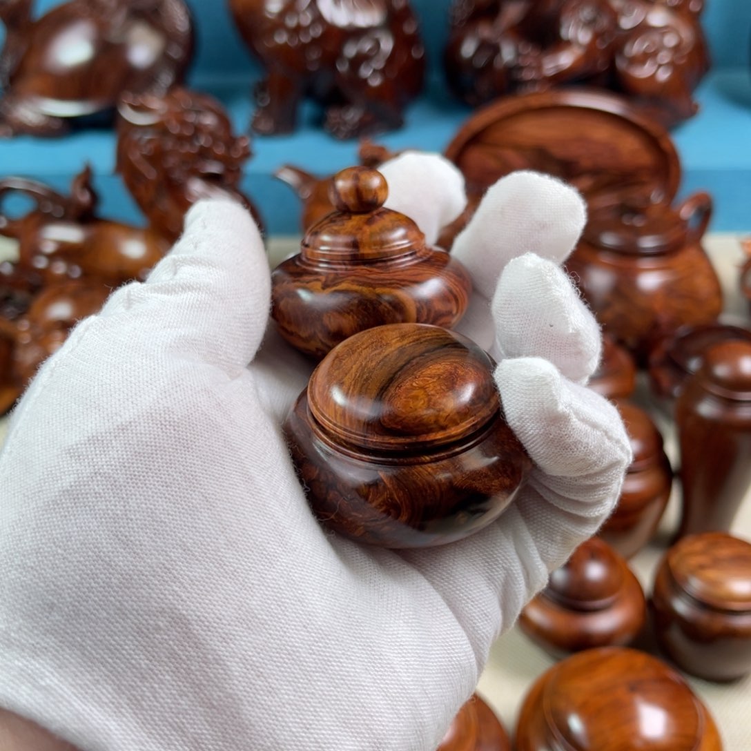 黄花梨/降香黄檀把件舍**心罐子