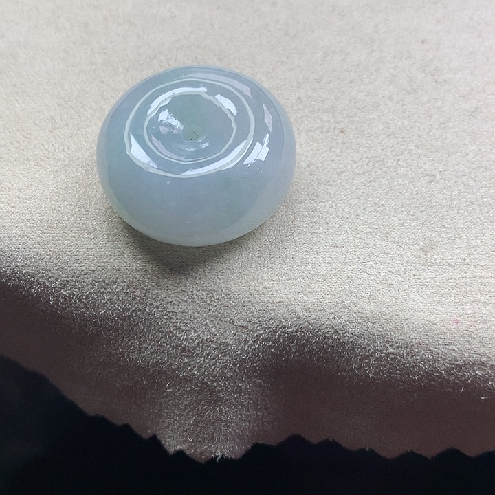 翡翠颈饰未镶嵌吊坠