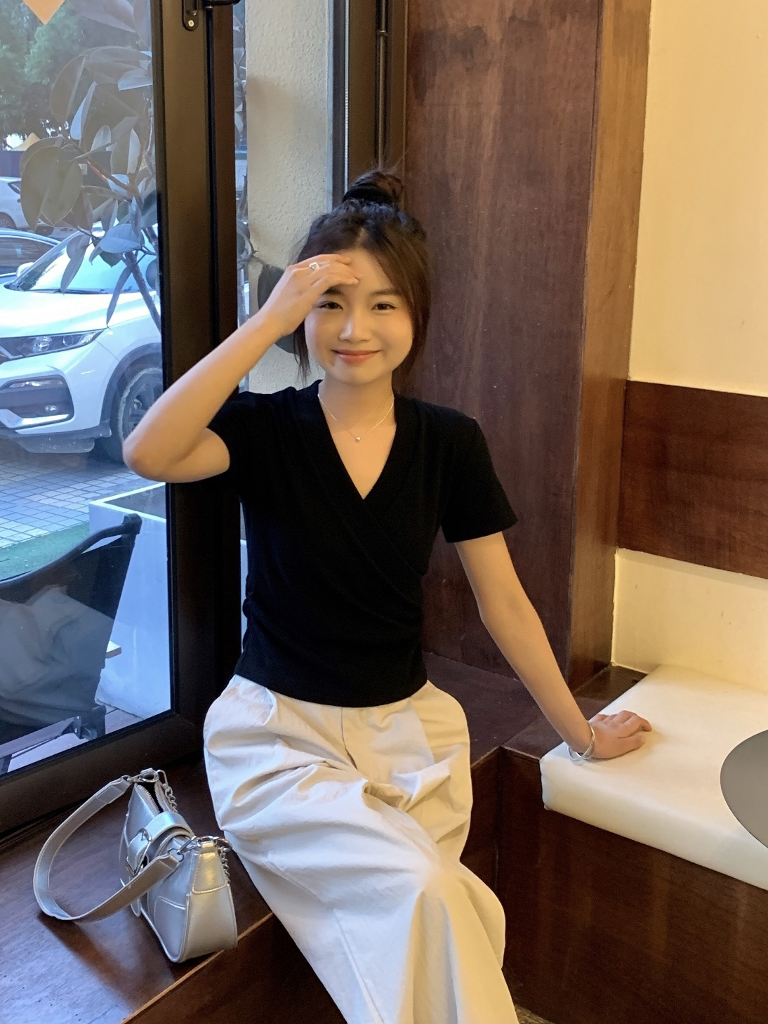 奈看小个子【半岛晴空】交叉设计感V领夏季短袖显瘦百搭T恤