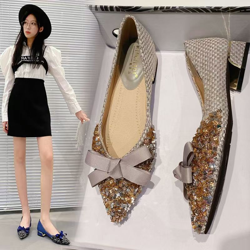 6051-Q1粗跟浅口单鞋女2025年新款水钻蝴蝶结尖头时尚仙女风鞋女