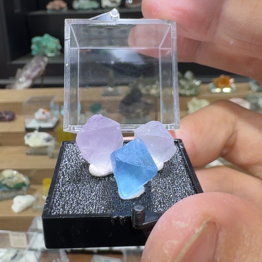 月下珠宝严选矿物